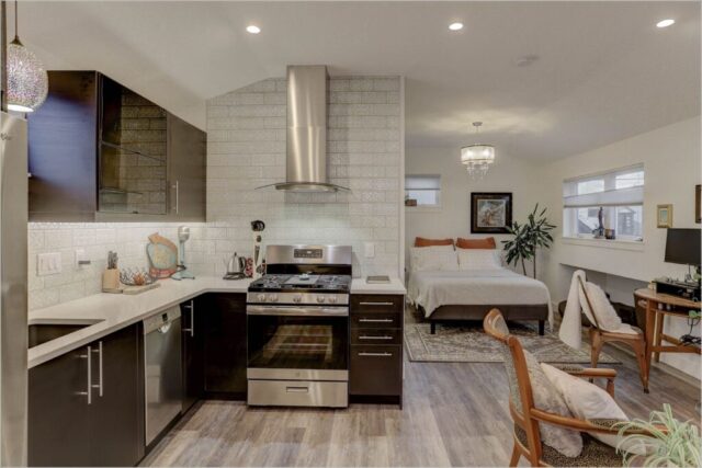 3813 Gilpin Street_KitchenD